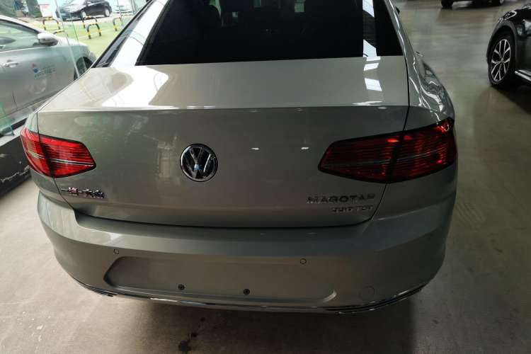 Used Volkswagen Magotan 2019 330TSI DSG Luxury Version China VI Standard
