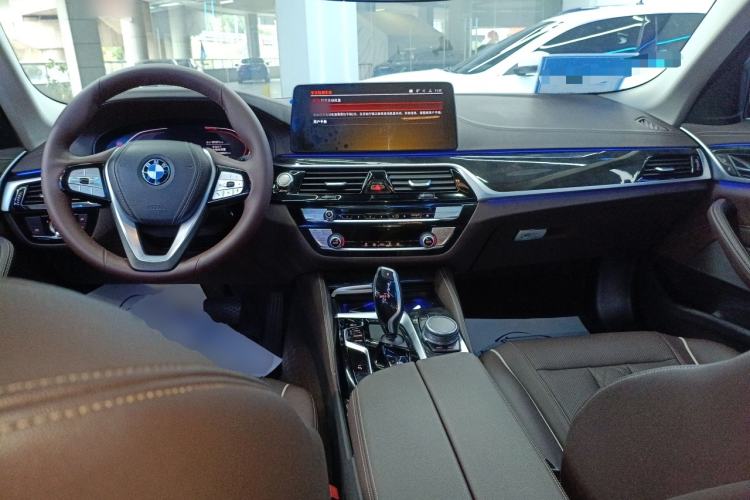 Used BMW 5 Series 2022 Restyled 525Li Luxury Package
