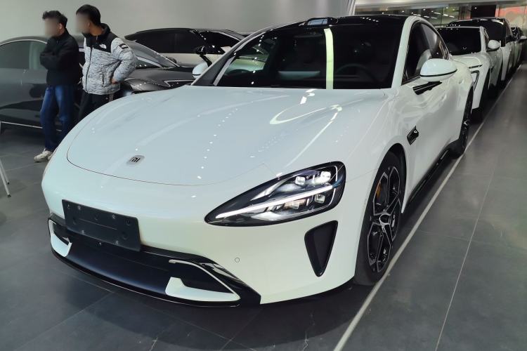 Used Xiaomi Auto SU7 2024 Four-Wheel Drive Ultra-Long Range Advanced Intelligent Driving Max Edition