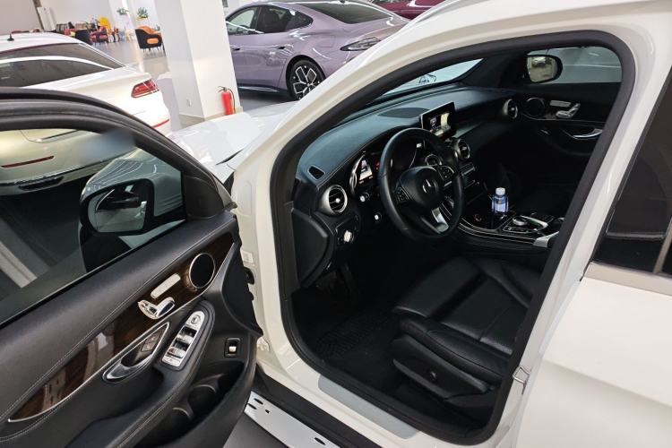 Used Mercedes-Benz GLC 2016 GLC 260 4MATIC Dynamic Edition
