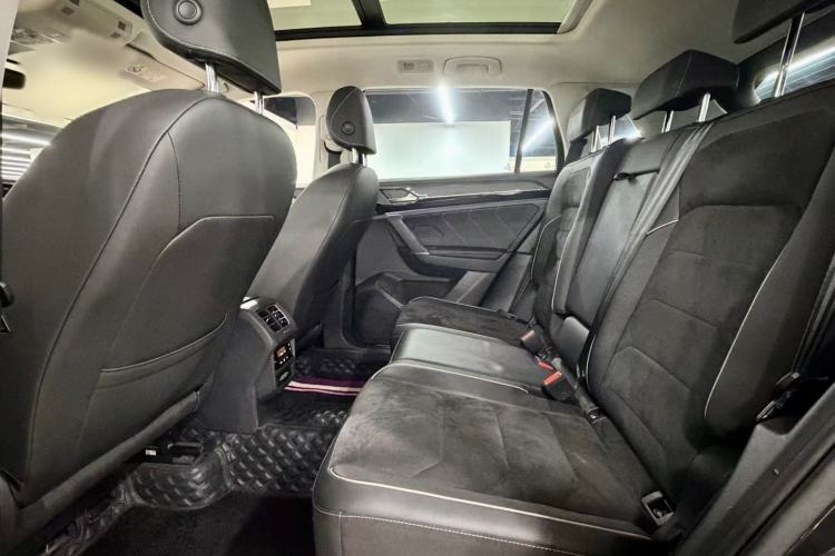 Used Volkswagen Tayron 2020 330TSI Two-Wheel Drive Luxury Connected Pro Edition
