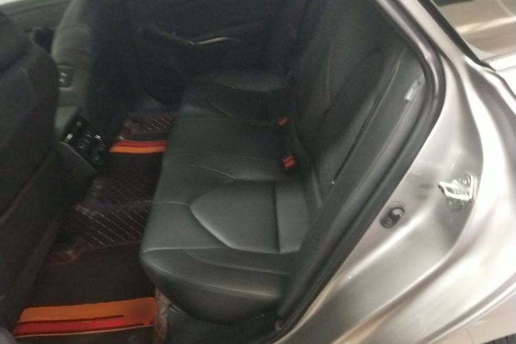 Used Toyota Avalon 2019 2.0L XLE Premium Edition China VI
