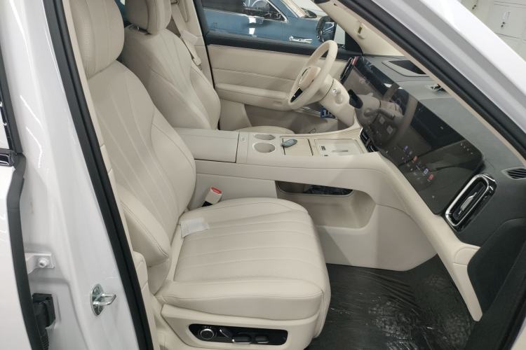 Used Hima AITO M8 2025 Extended-Range Ultra Version 53.4 kWh 5-Seater Edition
