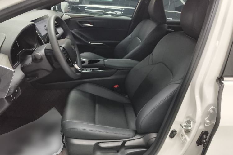 Used Toyota Avalon 2024 2.0L Ambition Edition
