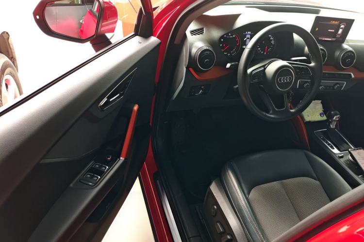 Used Audi Q2L 2018 35 TFSI Fashionable & Elegant Version China VI Emission Standard