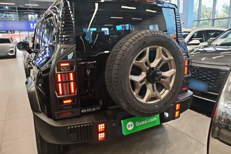 Used JETOUR Traveler 2023 2.0T Four-Wheel Drive Conqueror