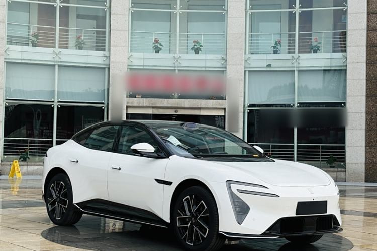 Used  06 2025 Max All-Electric Version
