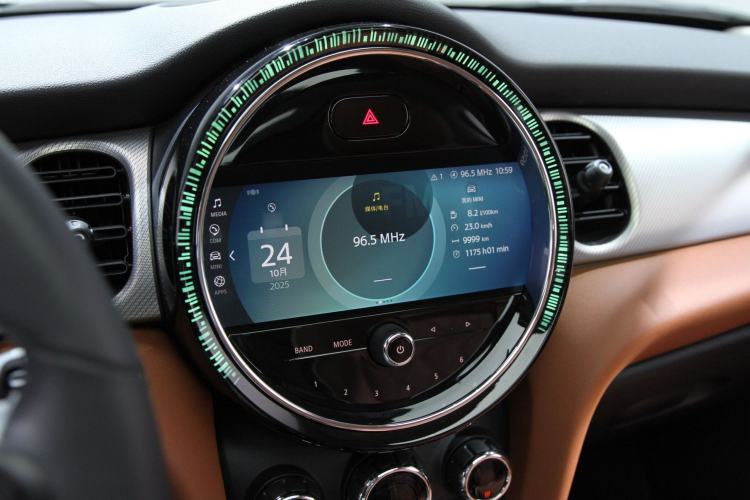 Used  MINI 2022 1.5T COOPER Artist
