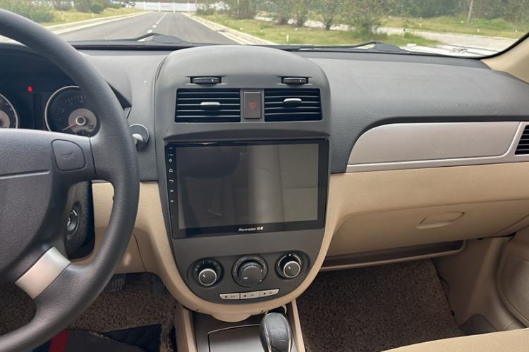 Used Buick Excelle 2013 1.5L Automatic Classic Model
