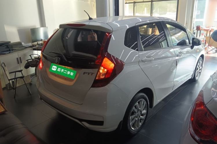 Used Honda Fit 2018 1.5L CVT Comfort Sunroof Version