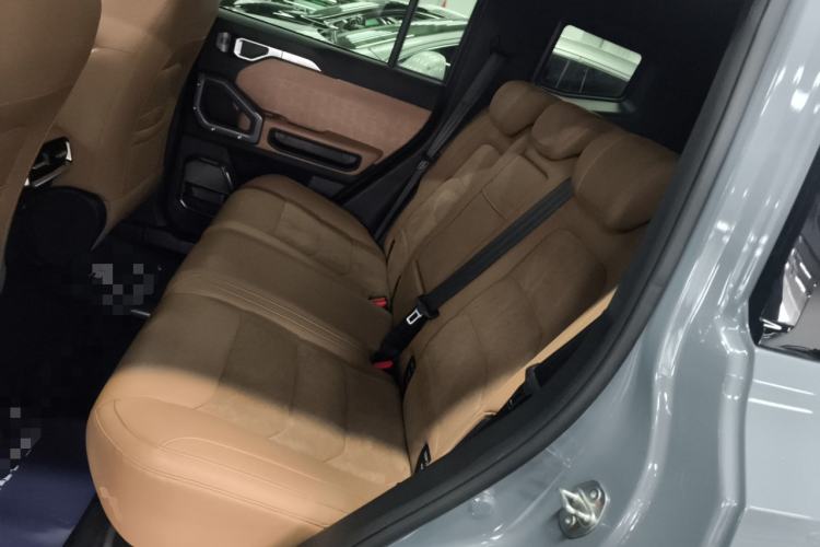 Used JETOUR Traveler 2023 2.0T All-Wheel Drive CrossPRO+
