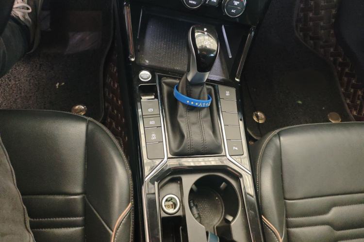 Used Volkswagen Passat 2019 330TSI Elite Edition China VI
