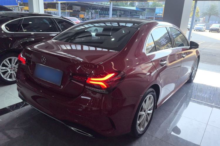 Used Mercedes-Benz A-Class 2021 A 200 L Sport Sedan Fashion Model
