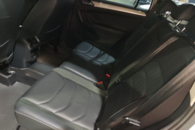 Used Volkswagen Tiguan L 2018 330TSI Automatic Two-Wheel Drive Luxury Edition