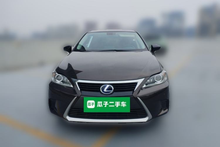 Used Lexus CT 2015 CT200h Chocolate Edition
