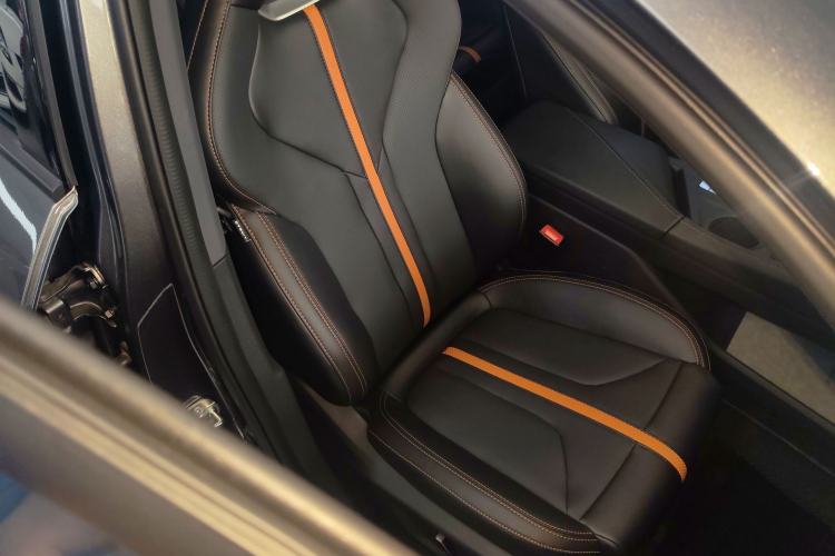 Used Changan UNI-V 2024 1.5T Prestige Edition