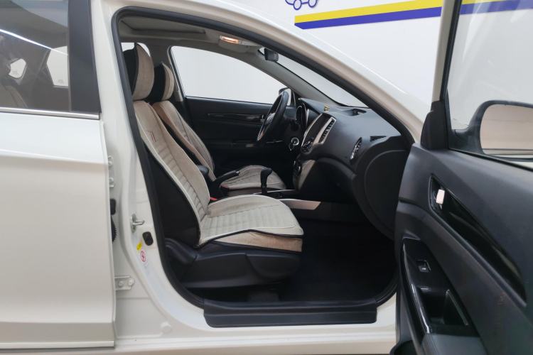 Used Changan Eado 2015 1.6L Manual Luxury Model China IV Standard