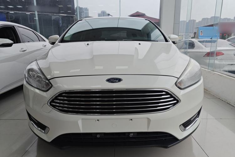 Used Ford Focus 2017 Hatchback 1.6L Automatic Fashion Edition Smart Drive Version