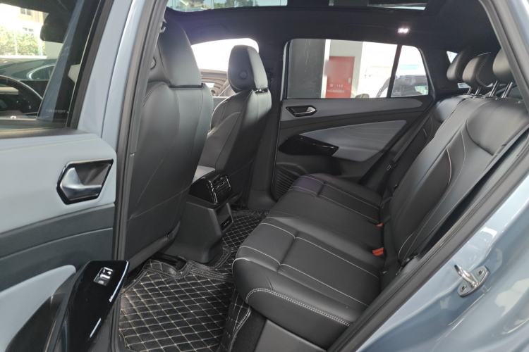 Used Volkswagen ID.4 X 2022 Pure Long-Range Edition
