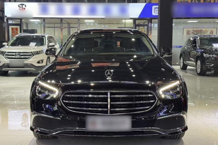 Used Mercedes-Benz E-Class 2023 Facelift E 260 L
