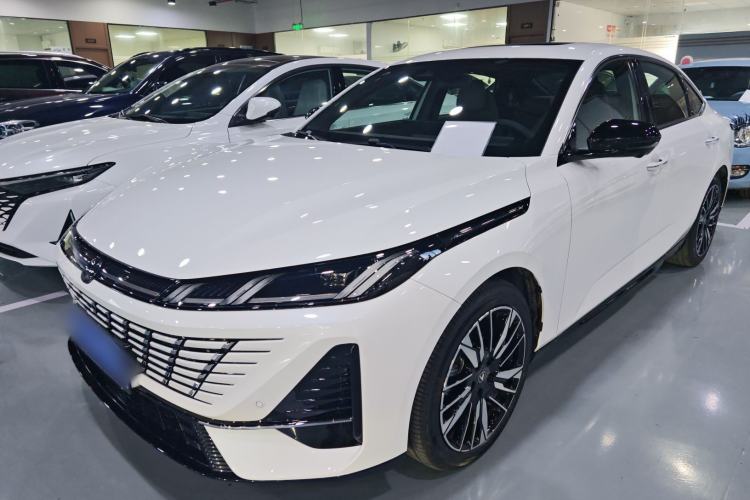 Used Changan Eado 2026 Model, Fourth Generation, 1.5T 500Bar Smart Enjoyment Edition