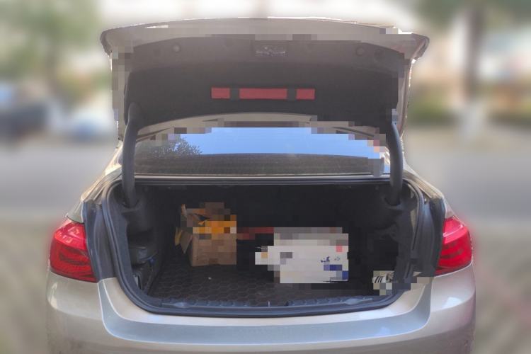 Used BMW 3 Series 2016 320Li Ambition Model
