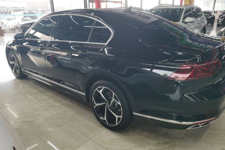 Used Volkswagen Magotan 2023 2 Million Units Commemorative Edition 330TSI DSG Luxury Version
