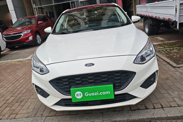 Used Ford Focus 2020 Sedan EcoBoost 180 Automatic Trend Edition
