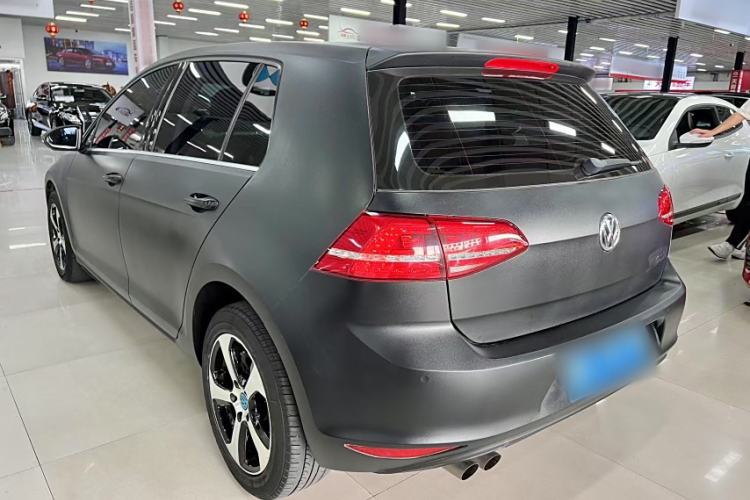 Used Volkswagen Golf 2016 230TSI Automatic Comfort Version
