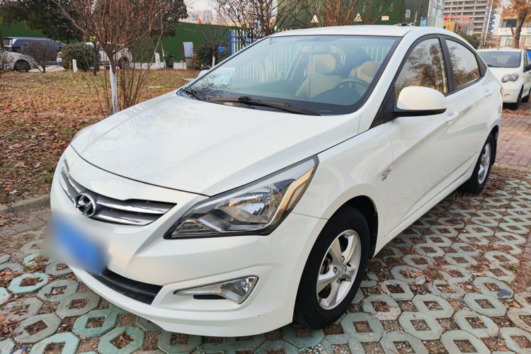 Used Hyundai Verna 2016 1.4L Manual Smart GLS Trim
