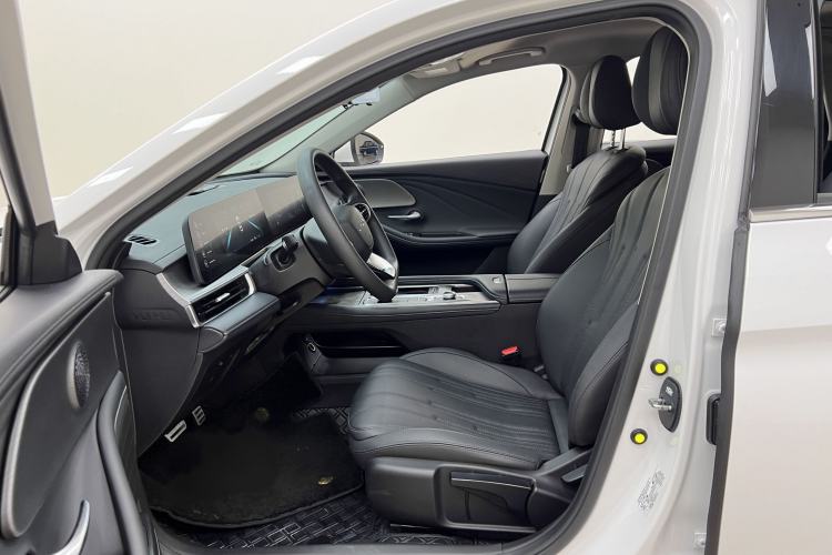 Used Chery Fengyun A8 2024 127 Long-Distance Edition Standard Version
