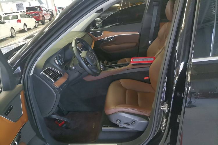 Used Volvo XC90 2020 Facelifted T6 Zhiyi Luxury 7-Seater
