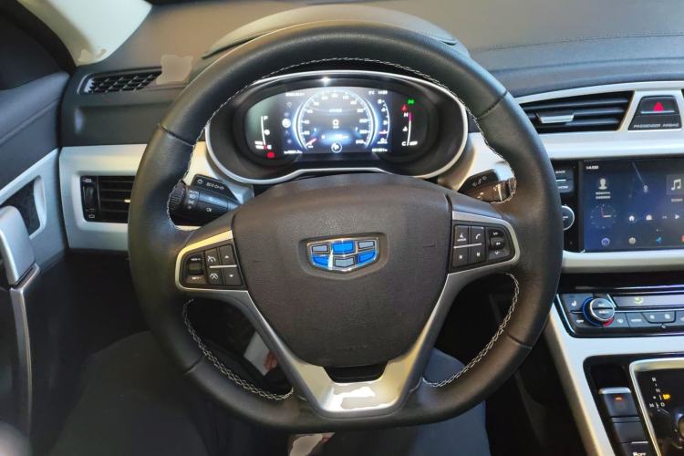 Used Geely Auto Emgrand X7 Sport 2020 1.8TD DCT Two-Wheel Drive Smart Connect 4G-Enabled Version
