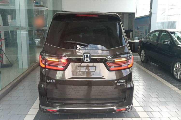 Used Honda Elysion 2022 2.0L eHEV Luxury First Edition
