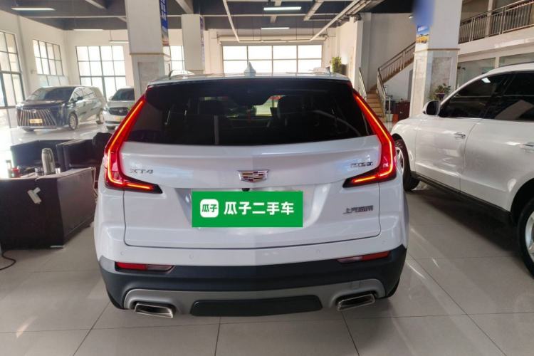 Used Cadillac XT4 2022 28T Two-Wheel-Drive Luxury Version
