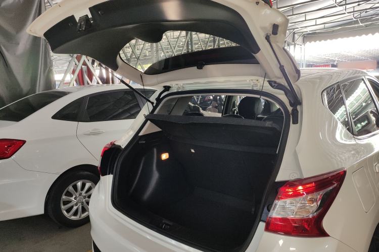 Used Nissan Tiida 2016 1.6L CVT Smart Drive Edition
