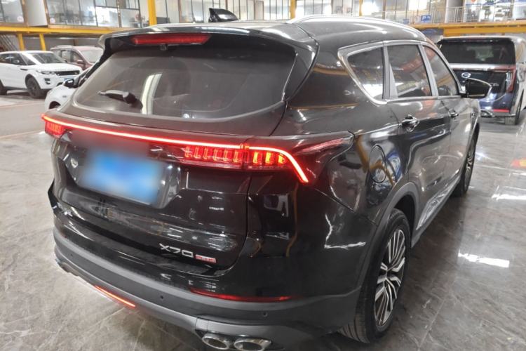 Used JETOUR X70 PLUS 2023 1.5T DCT Brave PLUS 5-Seater
