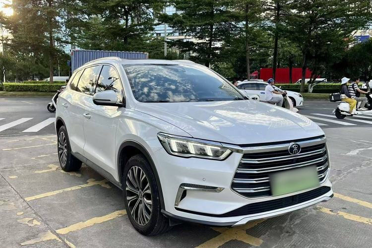 Used BYD Song Pro New Energy 2019 DM 1.5T Four-Wheel Drive High-Energy Version
