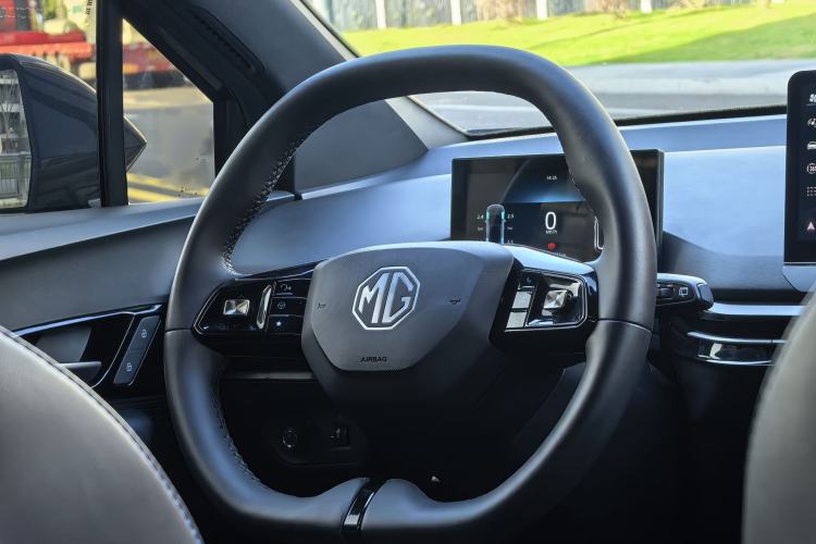 Used MG 4 EV 2023 415 km Range Sea-Faring Champion Edition
