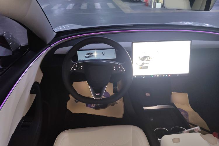 Used Tesla Model 3 2023 Rear-Wheel-Drive Version
