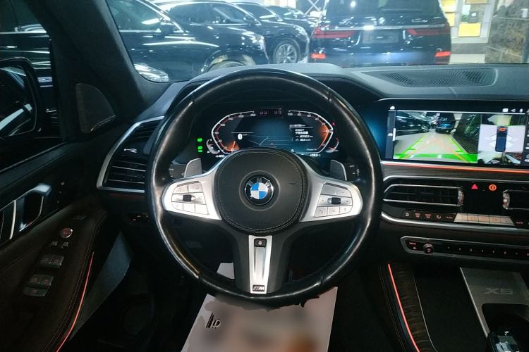 Used BMW X5 2022 Restyled xDrive 40Li Luxury Edition M Sport Package
