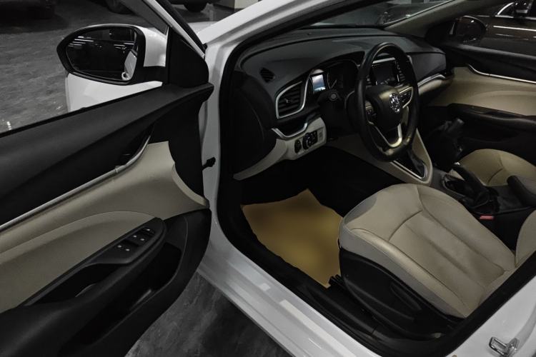 Used Buick GT 2019 15T Dual-Clutch Connected Elite Model China VI
