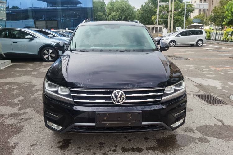 Used Volkswagen Tiguan L 2017 330TSI Automatic Two-Wheel Drive Luxury Edition
