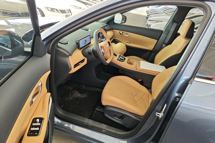 Used  Galaxy Xingjian 7 EM-i 2025 120km Launch+ Version