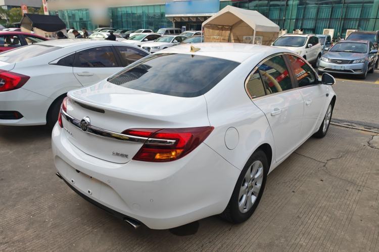Used Buick Regal 2015 2.0L Leading Fashion Edition