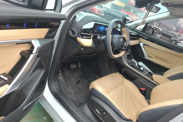 Used Geely Auto FX11 2023 1.5TD DCT Prestige Edition
