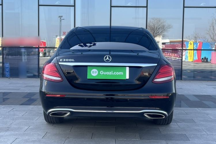 Used Mercedes-Benz E-Class 2019 E 260 L
