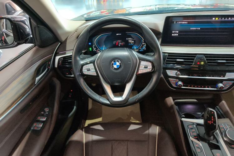 Used BMW 5 Series New Energy 2021 535Le Luxury Package
