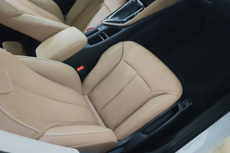 Used Buick GL6 2021 323T Mild Hybrid Connect Luxury Model
