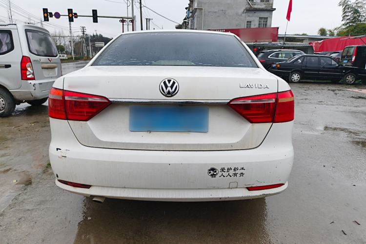 Used Volkswagen Lavida 2013 Revised Classic 1.6L Automatic Fashion Edition